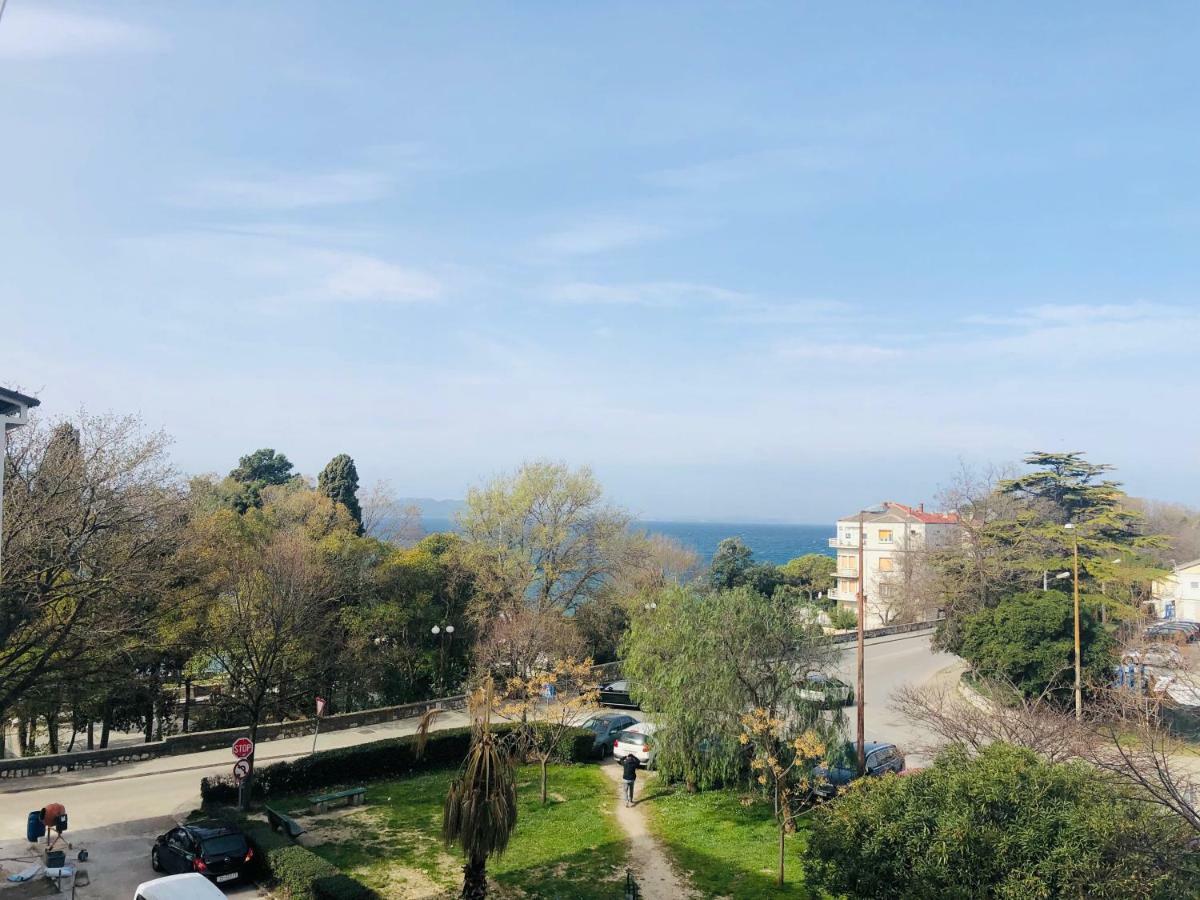 Kolovare Beachfront Apartment Zadar Exterior photo